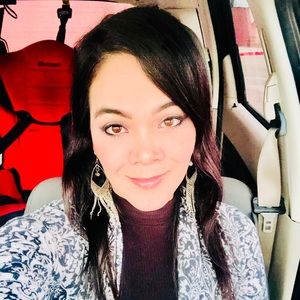 Meet your Posher, Gina